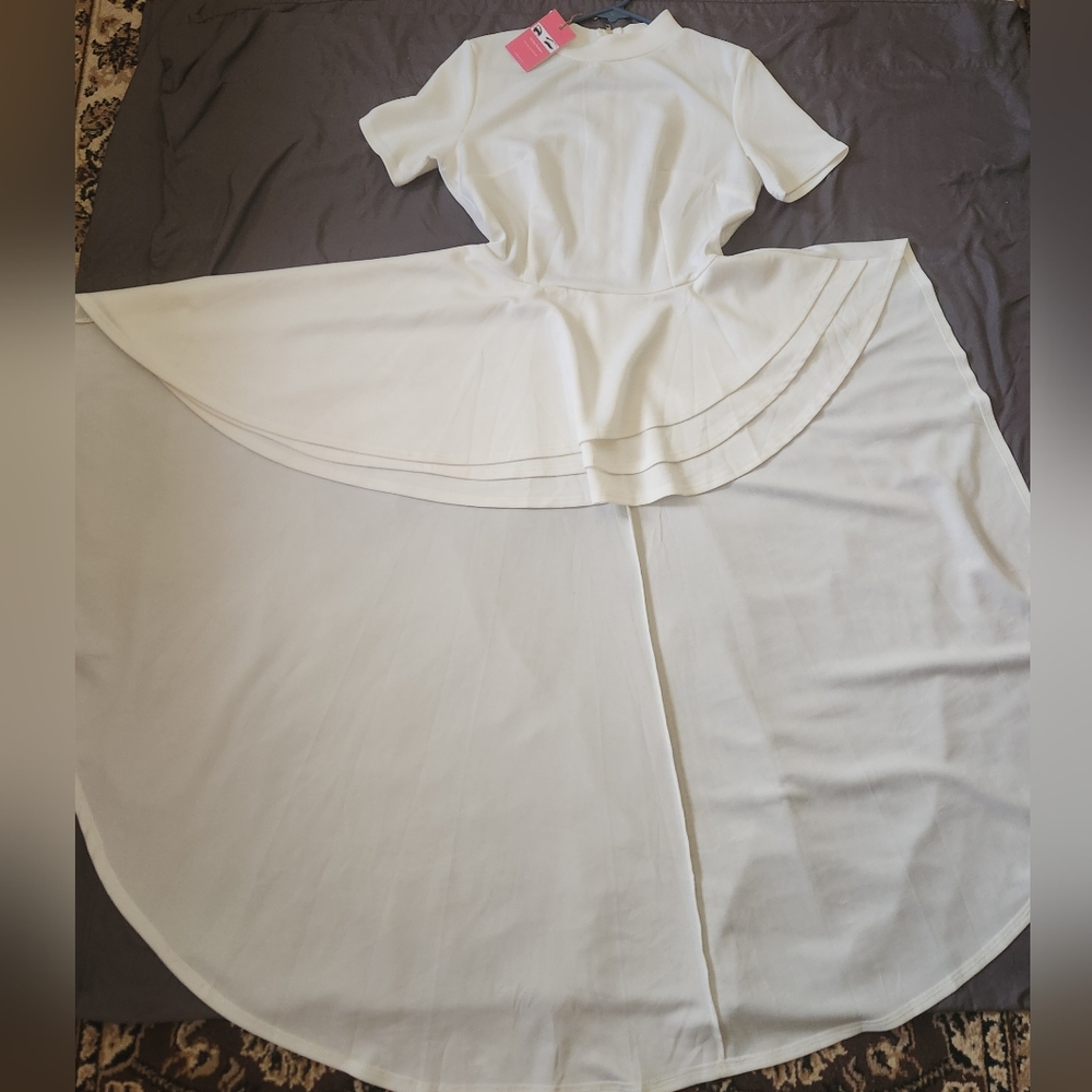 White Dress - Picture 2 of 7